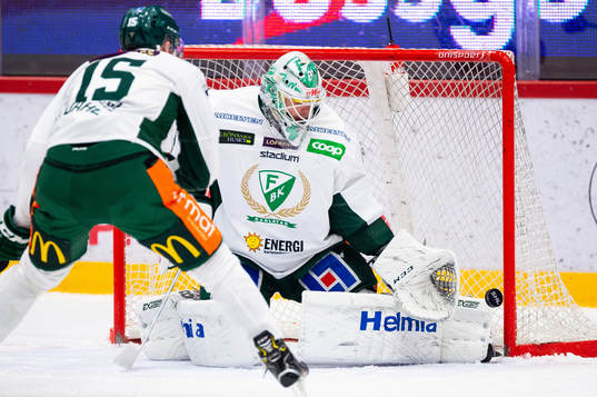 Färjestads målvakt Adam Werner