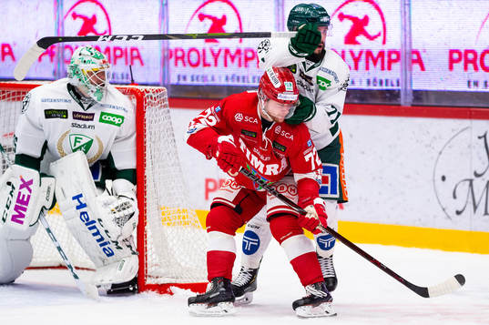 Timrås Sebastian Ohlsson och Färjestads Jesse Virtanen