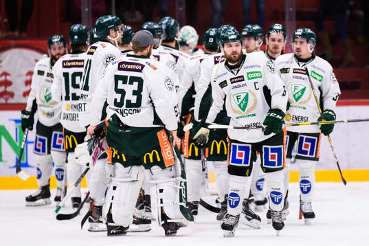 Färjestads spelare jublar
