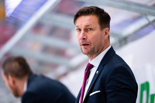 Färjestads tränare Johan Pennerborn