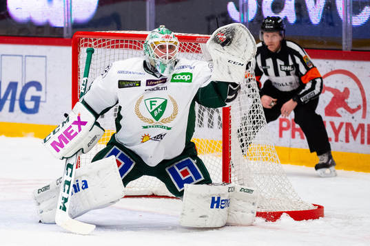 Färjestads målvakt Adam Werner