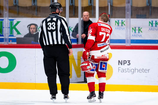 Timrås Sebastian Ohlsson utvisas