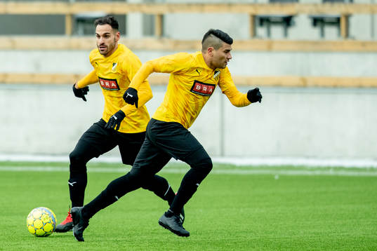 Häckens Mervan Celik och Paulinho