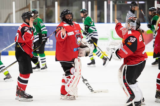 Redhawks målvakt Sofia Andersson och målvakt Lisa Jensen
