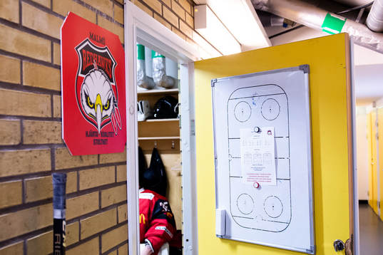 Redhawks ingång till omklädningrum