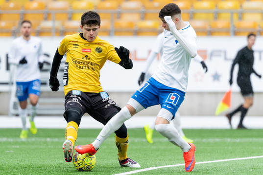 Elfsborgs Besfort Zeneli och IFK Norrköpings Emanuel Chabo