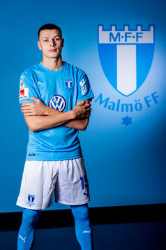 Malmö FF presenterar Anel Ahmedhodzic som ny spelare