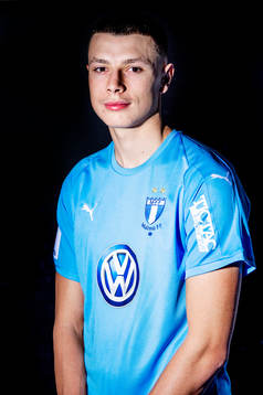 Malmö FF presenterar Anel Ahmedhodzic som ny spelare
