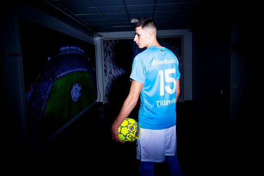 Malmö FF presenterar Anel Ahmedhodzic som ny spelare