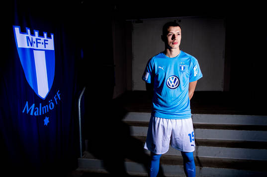 Malmö FF presenterar Anel Ahmedhodzic som ny spelare