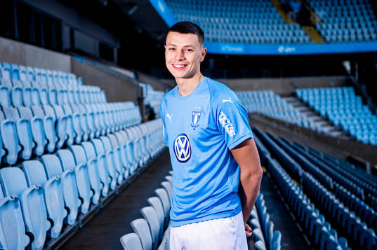 Malmö FF presenterar Anel Ahmedhodzic som ny spelare