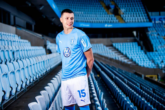 Malmö FF presenterar Anel Ahmedhodzic som ny spelare