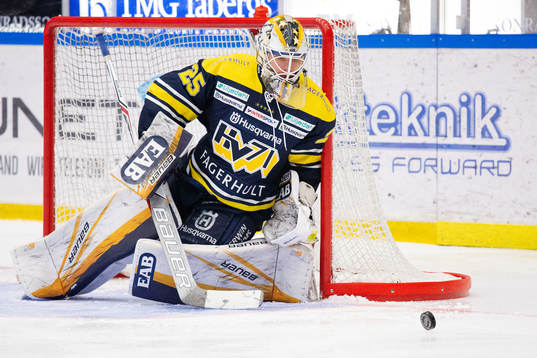 s målvakt Felix Sandström