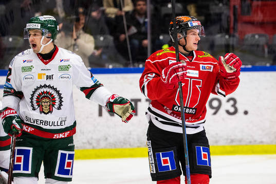 Örebros Patrik Virta jublar
