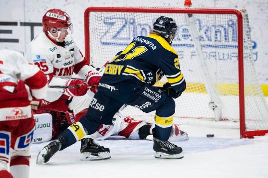 s Mattias Tedenby gör 3-1