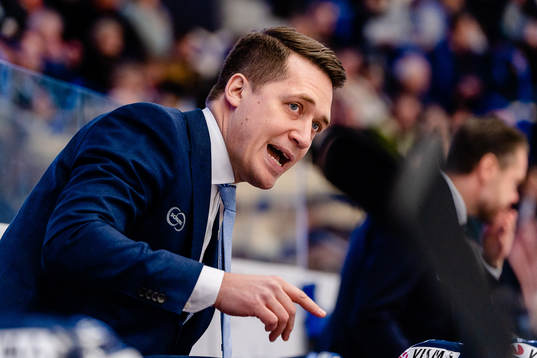 Växjös tränare Sam Hallam