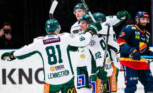 Färjestads Johan Ryno jublar med Theodor Lennström och