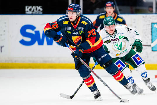 Djurgårdens Marcus Davidsson och Färjestads Marcus Nilsson