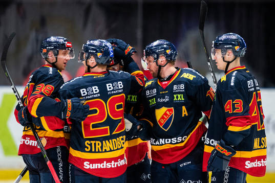 Djurgårdens Sebastian Strandberg jublar