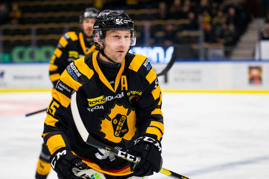 Skellefteås Oscar Möller jublar