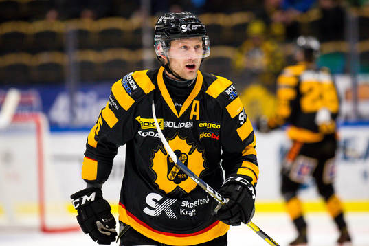Skellefteås Oscar Möller jublar