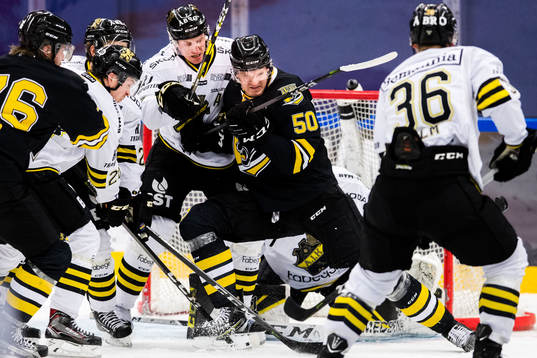 Panterns Axel Blomqvist i duell