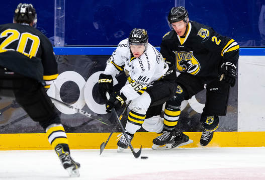 s Anton Holm och Panterns Valentin Pilet