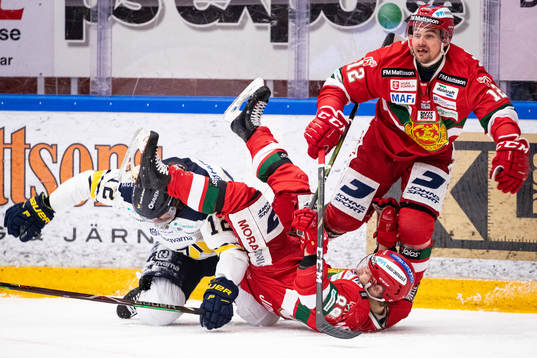 s Andreas Thuresson och Moras Ryan Johnston och Kevin Gagné