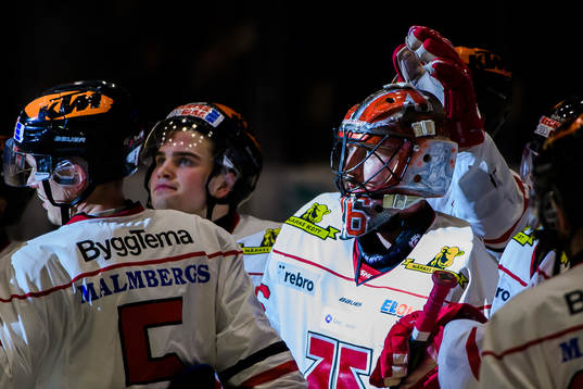 Örebros målvakt Stefan Steen deppar