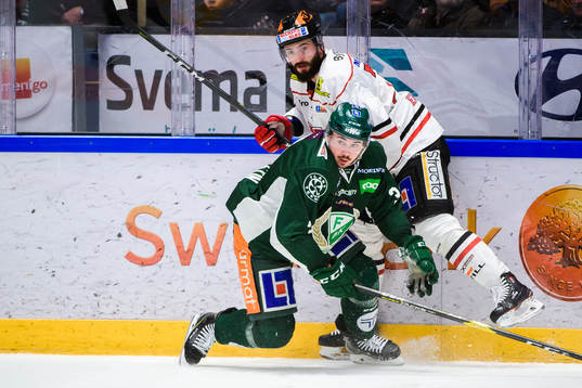 Örebros Nick Ebert och Färjestads Jens Westin