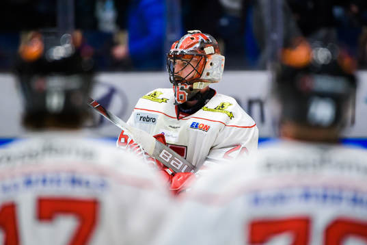 Örebros målvakt Stefan Steen deppar