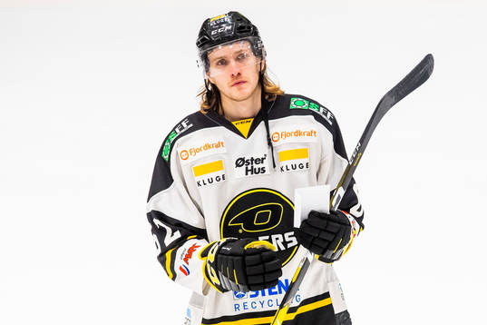 Mario Lucia of Stavanger Oilers looks dejected