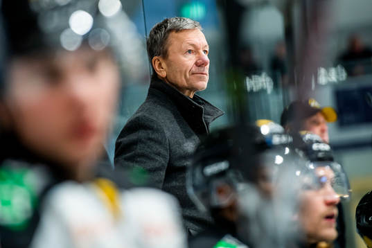 Todd Bjorkstrand, head coach of Stavanger Oilers