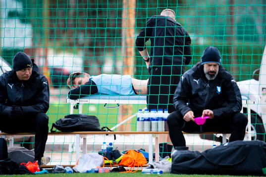 Markus Rosenberg får behandling
