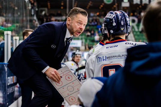 Växjös assisterande tränare Fredrik Hellgren