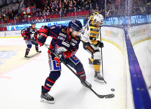 Linköpings Derek Roy och Skellefteås Bud Holloway