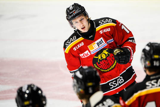 Luleås Carl Mattsson jublar