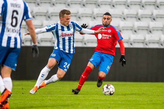 Helsingborgs Chris David och Odenses Marco Lund
