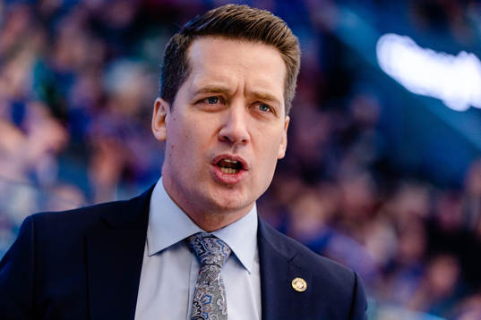 Växjös tränare Sam Hallam