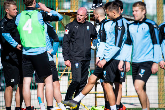 Tränare Uwe Rösler
