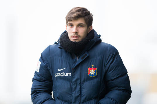 Örgrytes knäskadade Daniel Paulson