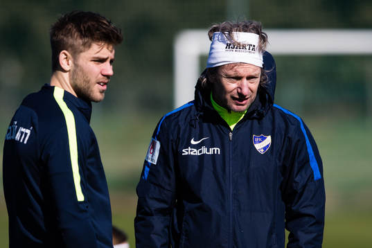 Christoffer Nyman och players manager Mikael Hansson