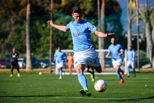 Marcus Antonsson of Malmö FF next to the bench