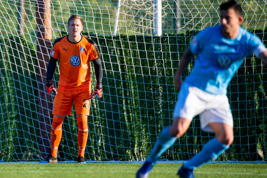 Goalkeeper Johan Dahlin of Malmö FF
