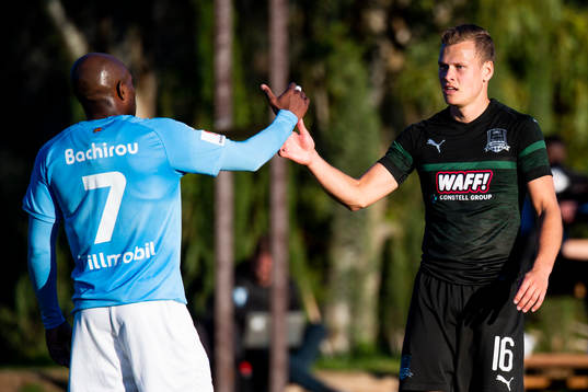 Viktor Claesson of Krasnodar and Fouad Bachirou of Malmö FF