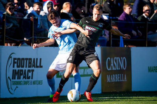 Andreas Vindheim of Malmö FF and Viktor Claesson of