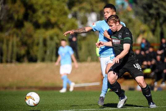 Romain Gall of Malmö FF and Oley Isayenko of Krasnodar