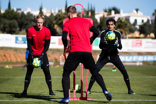 Målvakt Gustav Nyberg, målvakt Lukas Jonsson och