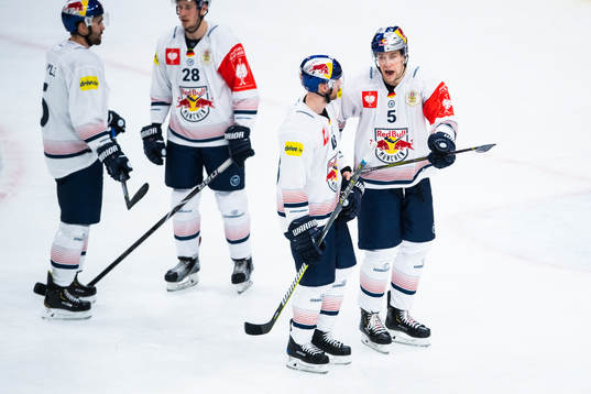 Keith Aulie and Matthew Stajan of Red Bull Munich in a