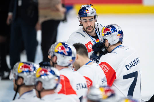 Trevor Parkes of Red Bull Munich looks dejected